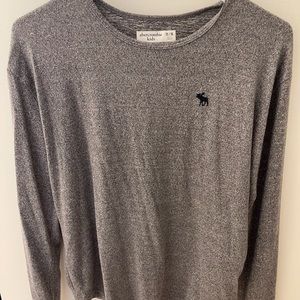 Abercrombie long sleeve tee